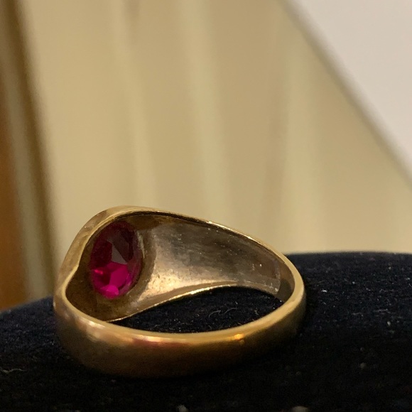 Ruby/Pink Sapphire Ring - Picture 5 of 10